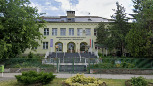 Üvegszilánkot találtak a paprikás krumpliban egy budapesti iskola menzáján