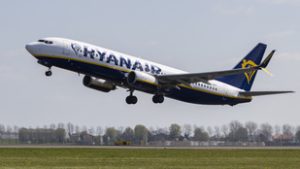 Figyelmeztet a Ryanair-vezér, százezer utas járatát törölhetik