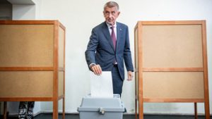 Eldőlt, Orbán Viktor szövetségese hatalmas győzelmet ér el