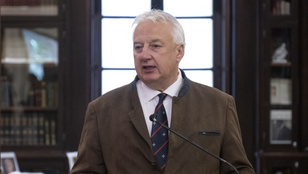 Semjén Zsolt felhívta az őt bíráló Fideszes képviselőt