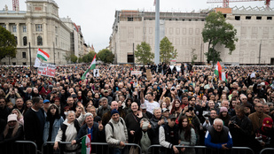 Tüntetnek Puzsér Róberték, váratlan név a felszólalók között