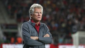Filmen a Cristiano Ronaldót felfedező magyar BEK-győztes futballhérosz lebilincselő története