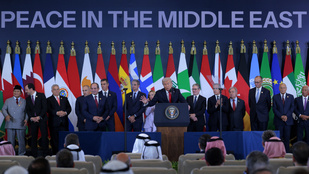 Káoszba fulladt az egyiptomi békecsúcs az aláírás után