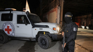 Újabb holttesteket adott át a Hamász a Vöröskeresztnek, bizonytalan a tűzszünet jövője