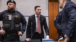 Két év börtönt kapott a magyar származású volt milliárdos