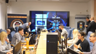 Összehangolt rendőri akcióval csapott le a rendőrség a drogkereskedőkre szerda reggel