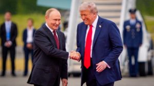 Donald Trump rendkívüli bejelentése: Budapesten találkozik Vlagyimir Putyinnal