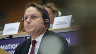 Szorul a hurok, egyre biztosabb, hogy komolyan kivizsgálják a magyar kémügyet Brüsszelben