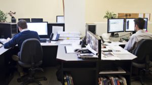 A görögöknél jön a 13 órás munkanap, de mi van a 35 órás uniós munkahéttel