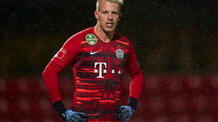 Akár élete végéig is eltilthatják a Fradi kapusát a labdaszedő bántalmazásáért