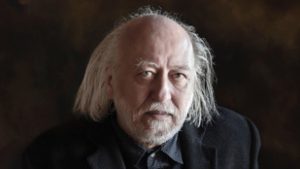 Elkerül Magyarországról Krasznahorkai László irodalmi hagyatéka