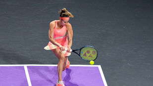 Bondár Anna háromszettes csata után nyolcaddöntős Kantonban