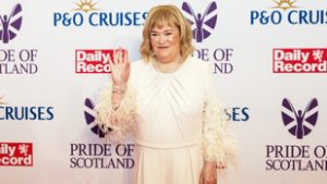 Nehéz ráismerni az agyvérzésen átesett énekesnőre