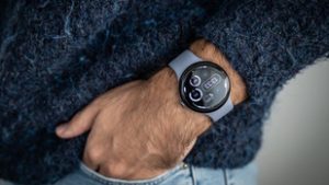 A Google okosórája felhúzott minket, mint egy rossz vekkert