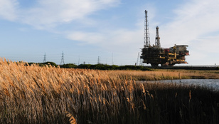 Kegyetlen olajdrágulás jön, Donald Trump szankciói felborították az egész piacot