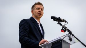 Magyar Péter reagált Orbán Viktor vatikáni útjára, és arra, hogy vele tartott Tiborcz István is