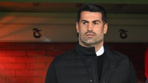 Korábban Európa-bajnokságon bronzérmes labdarúgó lett a magyar futballista edzője