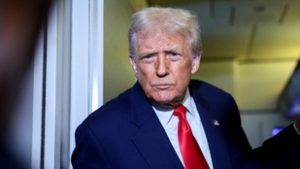 Donald Trump tagadta, hogy csapásokat tervez Venezuela ellen