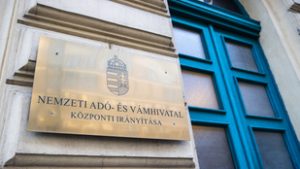 Milliárdos áfacsalás miatt indult eljárás autóversenyzők ellen