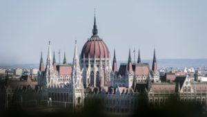 Nyilvánosságra hozta a kormány a költségvetés helyzetét, hatalmas a mínusz