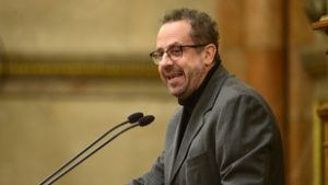 Nem épülhet akkumulátorgyár a XVI. kerületben, Vajda Zoltán szerint meghátráltak a fideszes képviselők