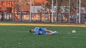 Az év fetrengését mutatta be a 19 éves magyar futballista – videó!