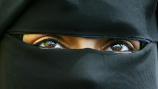 Kényszerházasságba taszították 12 évesen, férje meggyilkolásáért végezhetik ki az iráni nőt