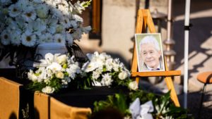 Utolsó útjára kísérték Mezey Györgyöt, akivel a magyar futball viharos korszaka szállt a sírba