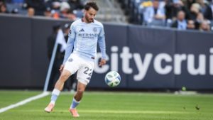 New Yorkból érkezik az írek újonca a kulcsfontosságúnak ígérkező vb-selejtezőre