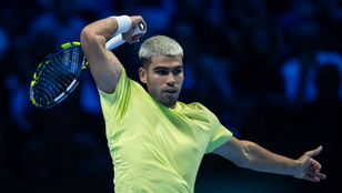 Carlos Alcaraz hatalmas lépést tett az év végi világelsőség felé Torinóban