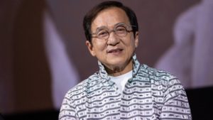 Jackie Chan tíz métert zuhant egy forgatáson, agyműtétre volt szüksége