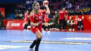 A felemás játék is győzelmet hozott női kéziseink vb-felkészülési nyitányán