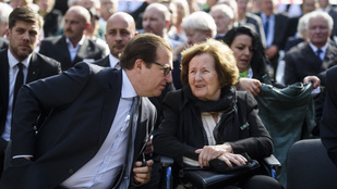 93 évesen meghalt Esterházy János lánya