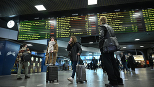 Megbénult Belgium, országos sztrájkba kezdtek a közlekedési dolgozók