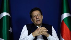 Halálhírét keltik Imran Khannak az interneten, miután hetekre elvágták a külvilágtól