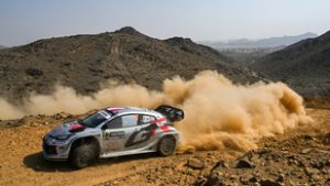 Az utolsó futamon jött a dráma: kilencedszer is világbajnok lett a francia legenda