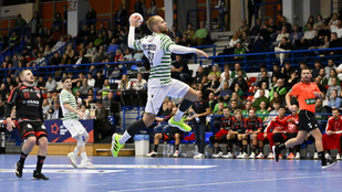 A Ferencváros bravúrjával már csak a Veszprém hibátlan az élvonalban
