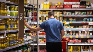 Itt az újabb kormányzati beavatkozás, egyetlen nap alatt hatalmas változás jött a boltokba