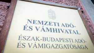 A NAV mindent lát: borsodi cégek buktak le a nyugtatrükkel