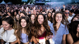 Azahriah, Pogány Induló és Beton.Hofi is ott lesz Sopronban