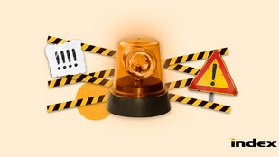 Frontális baleset miatt lezárták a 87-es főutat