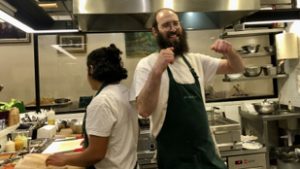 Étel, ami gyógyszer a reménytelenségtől mérgezett szív újraélesztésére