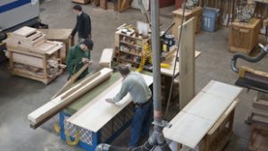 A kormányt is meglepte a roham, repkednek a százmilliárdok