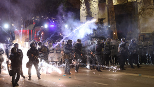 BBC: világháborús vegyi fegyverrel támadtak a grúz tüntetőkre