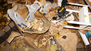 Emberi csontoktól szabadult meg egy házaspár lomtalanításkor Ferencvárosban