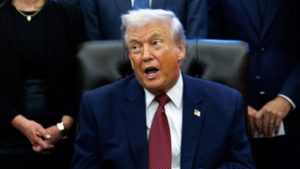 „Nem tudom, mit művel a Kreml” – Donald Trump bizonytalannak tartja a béke sorsát