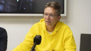 Egy diák hazugnak nevezte Hankó Balázst a BGE-n, kiabálásig fajult a vita kettejük közt