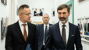 Szijjártó Péter: Ez a diktátum durva áremelkedésekhez vezet