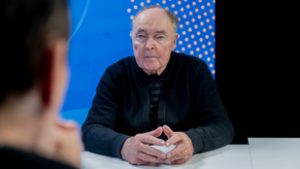 Az ország legismertebb hangja szerint vele együtt kihal az egész szakma