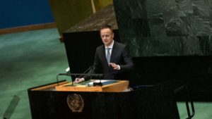 Szijjártó Péter: Magyarország továbbra is támogatja Donald Trump béketörekvéseit